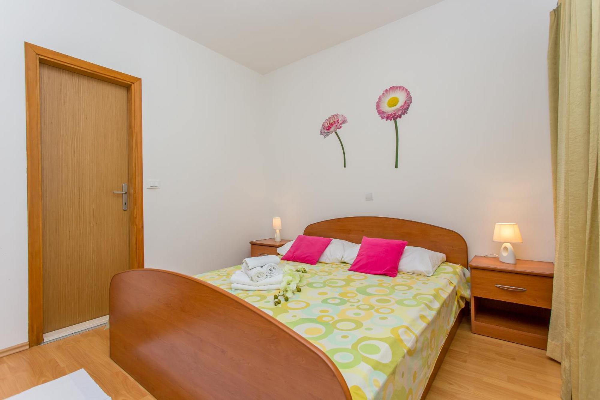 Apartments Grepo Sljeme ماكارسكا الغرفة الصورة