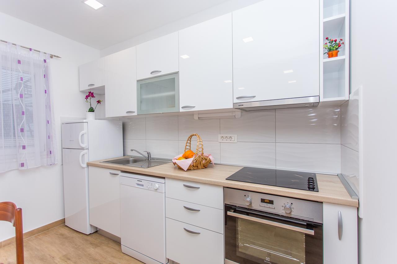 Apartments Grepo Sljeme ماكارسكا المظهر الخارجي الصورة